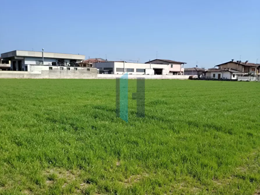 Immagine 6 di Terreno in vendita  a Travagliato