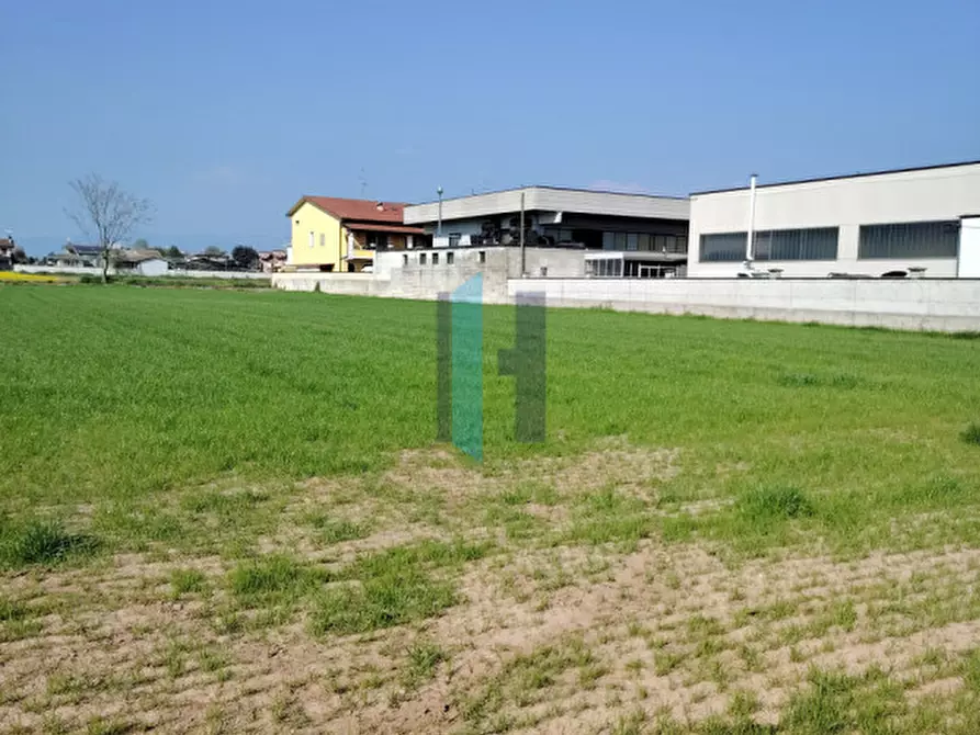 Immagine 16 di Terreno in vendita  a Travagliato