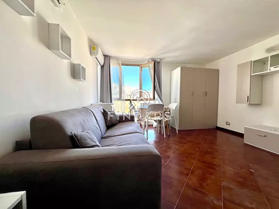 Immagine 1 di Appartamento in vendita  in Via Umberto Giordano a Palermo