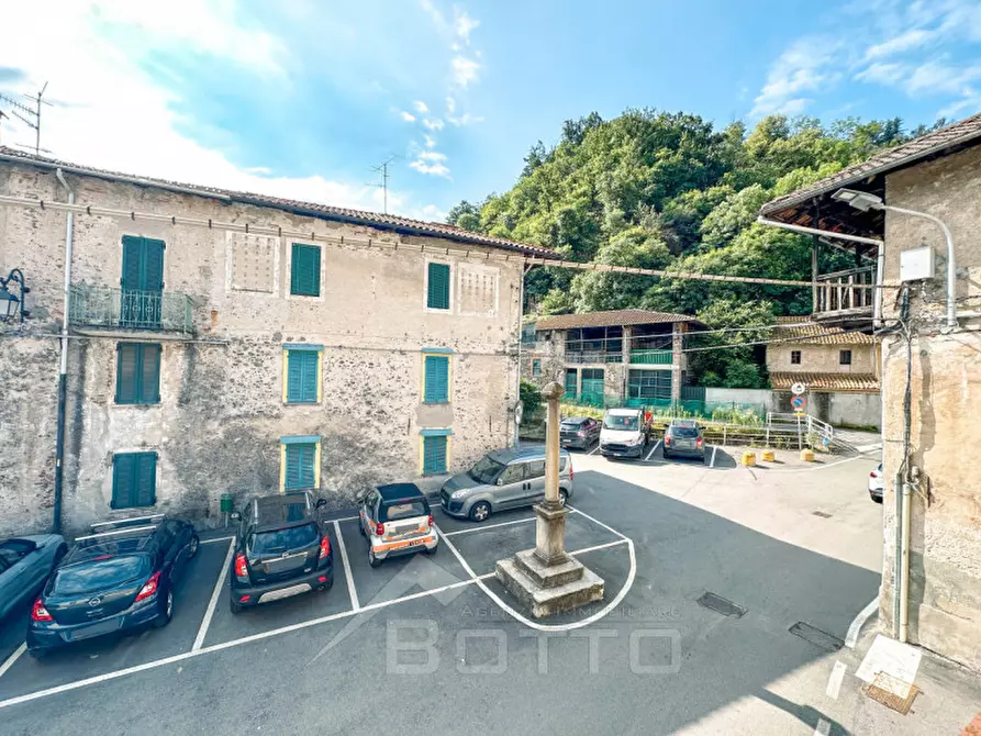 Immagine 20 di Casa indipendente in vendita  in Via Monte Grappa n 25 a Serravalle Sesia