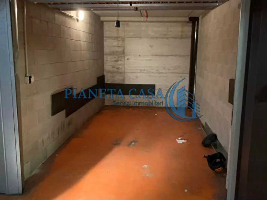 Immagine 3 di Garage in vendita  in Via valassina 24 a Milano