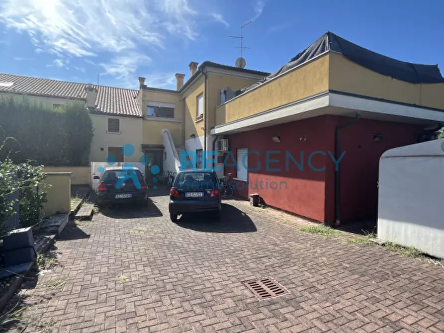 Immagine 10 di Appartamento in vendita  in via trieste a Noventa Vicentina