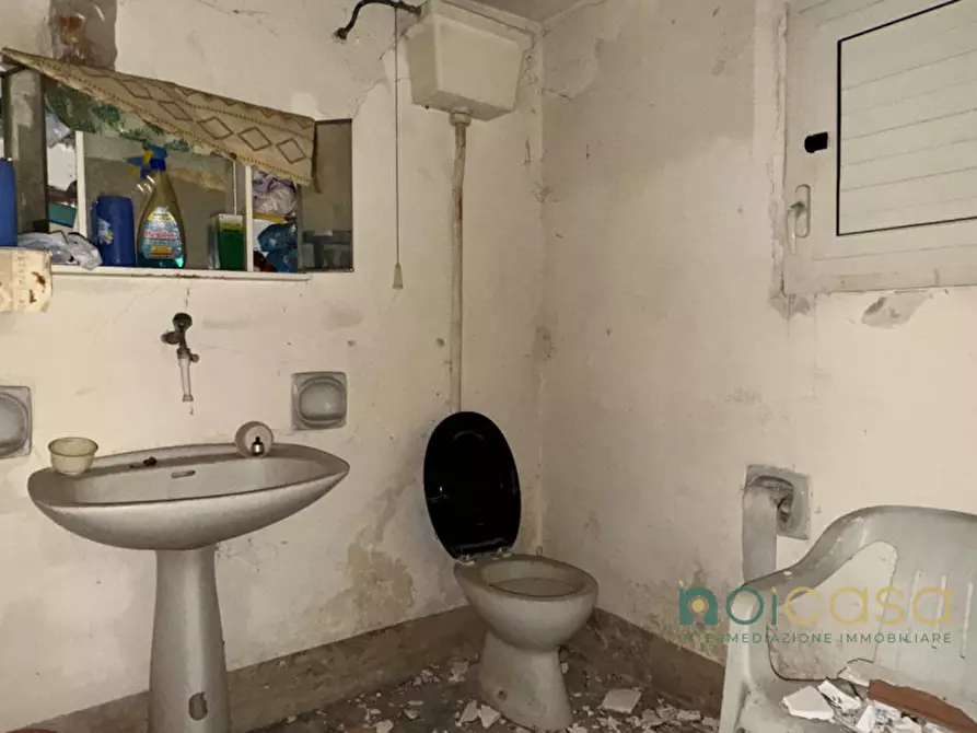 Immagine 14 di Casa indipendente in vendita  in VIA PIO XII Piano T-1 a Novoli