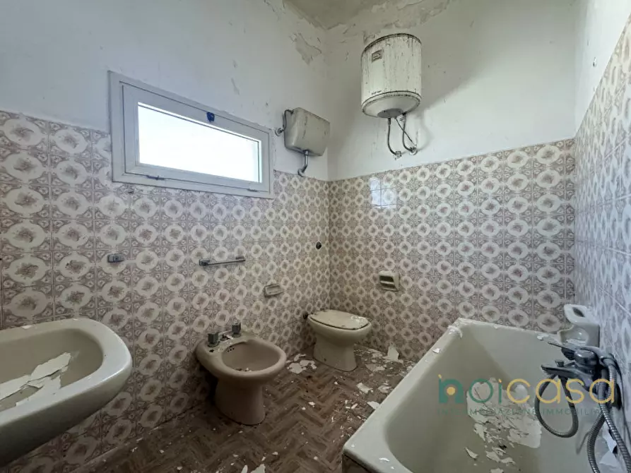 Immagine 17 di Casa indipendente in vendita  in VIA PIO XII Piano T-1 a Novoli