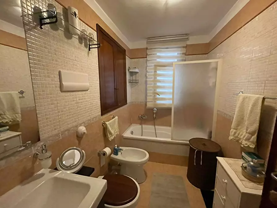 Immagine 25 di Appartamento in vendita  in Via Sferracavallo 92 a Palermo