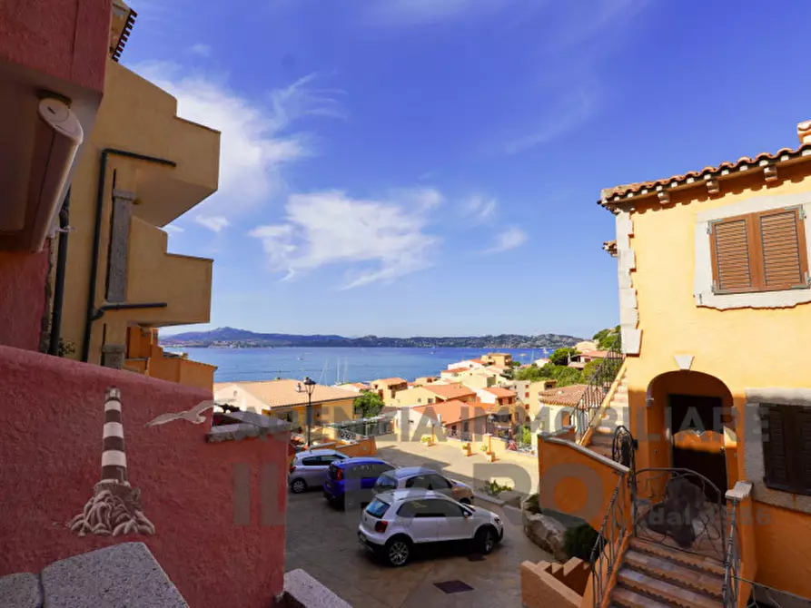 Immagine 1 di Appartamento in vendita  in Via Barrettini a La Maddalena