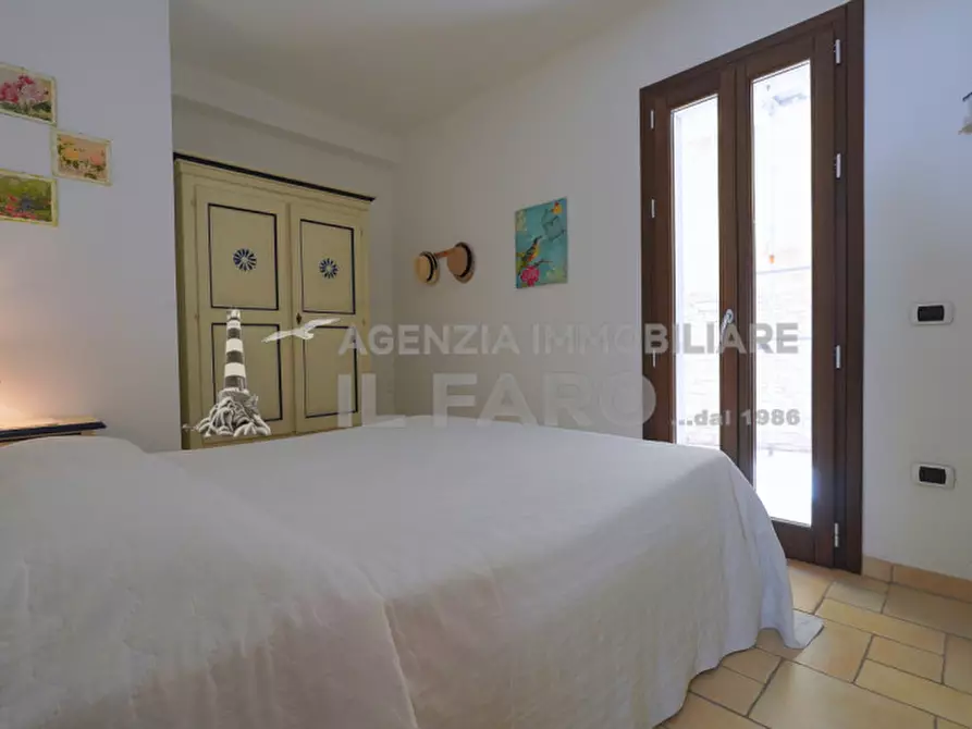 Immagine 5 di Appartamento in vendita  in Via Barrettini a La Maddalena