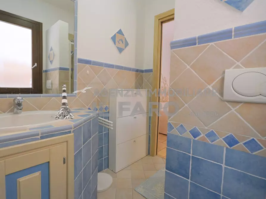 Immagine 10 di Appartamento in vendita  in Via Barrettini a La Maddalena