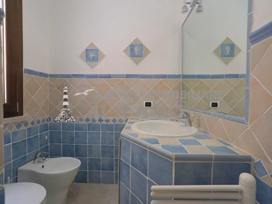Immagine 11 di Appartamento in vendita  in Via Barrettini a La Maddalena