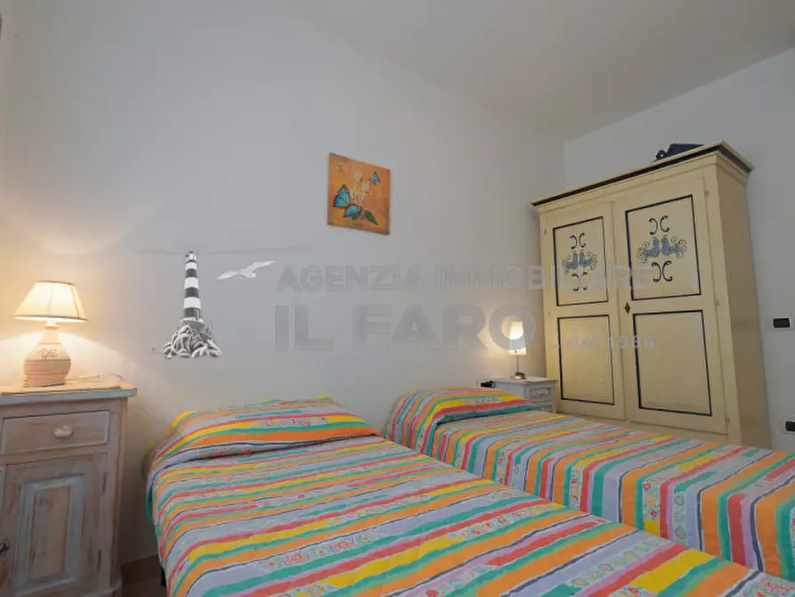 Immagine 11 di Appartamento in vendita  in Via Barrettini a La Maddalena