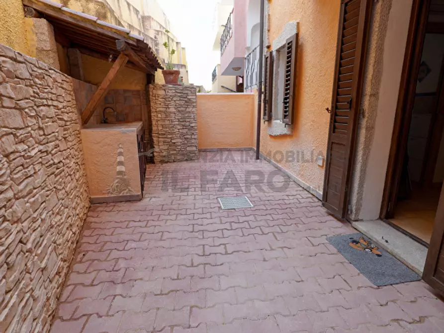 Immagine 18 di Appartamento in vendita  in Via Barrettini a La Maddalena