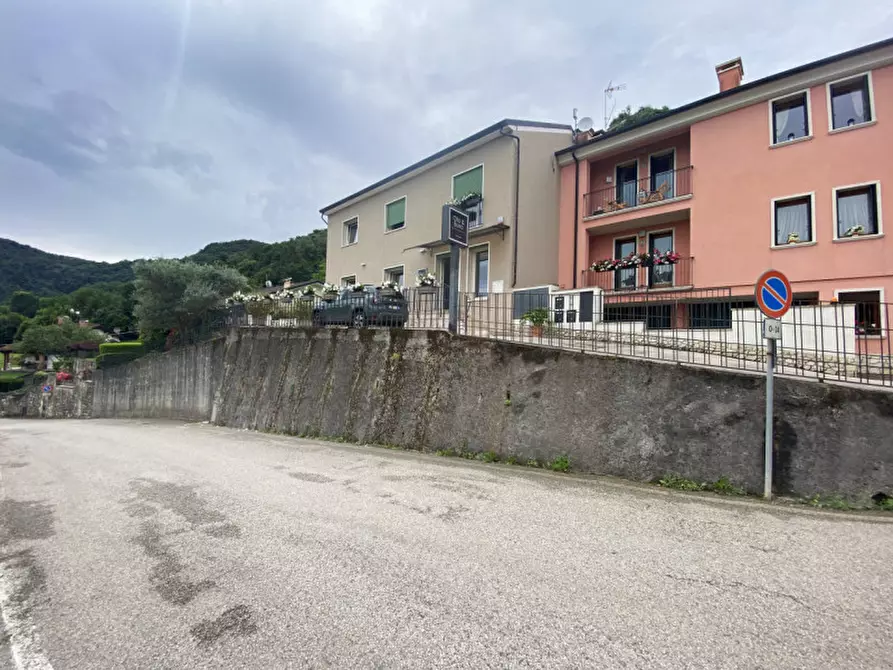 Immagine 44 di Attività commerciale in vendita  in Via San Giovanni Battista, 61 a Arcugnano