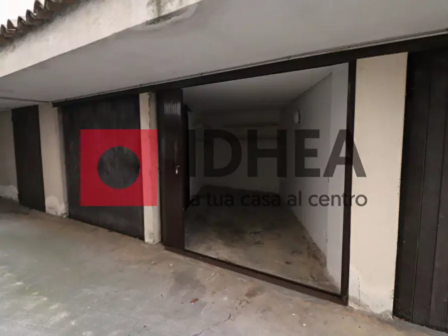 Immagine 1 di Garage in vendita  in AGENZIA IDHEA a Villorba