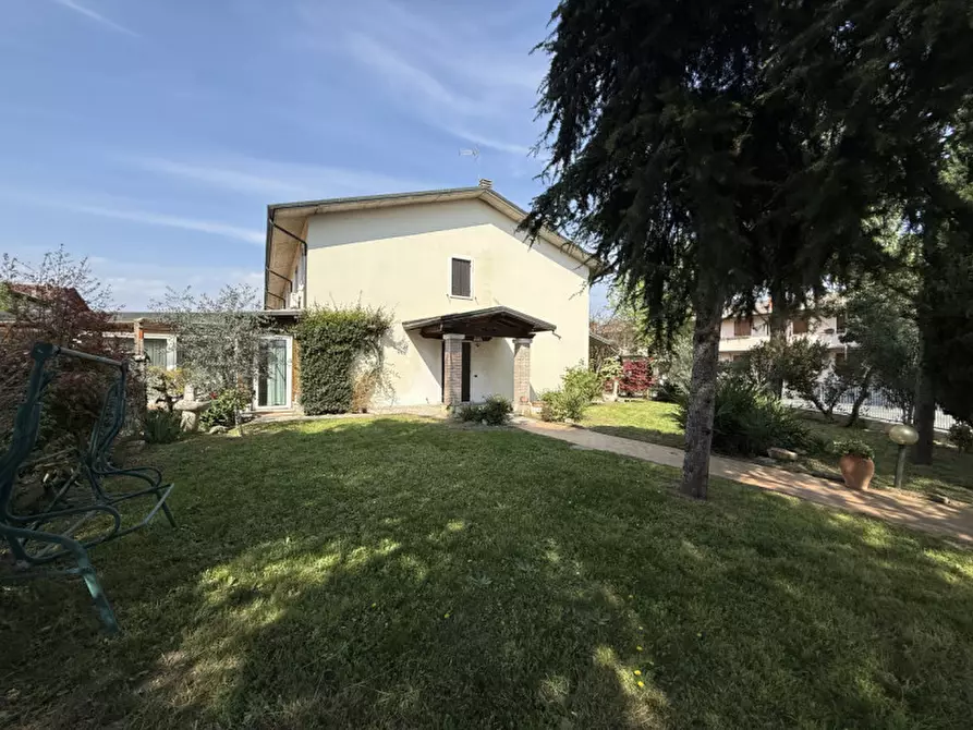 Immagine 2 di Casa indipendente in vendita  in Via Roma a San Bonifacio