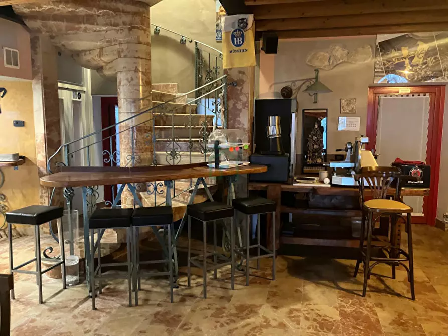 Immagine 5 di Negozio in vendita  in via villanova a San Bonifacio