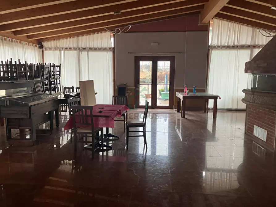 Immagine 11 di Negozio in vendita  in via villanova a San Bonifacio