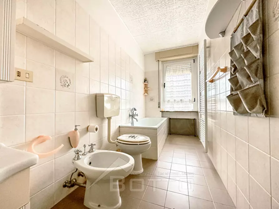 Immagine 13 di Appartamento in vendita  in Corso Bruno Buozzi n 8D a Serravalle Sesia