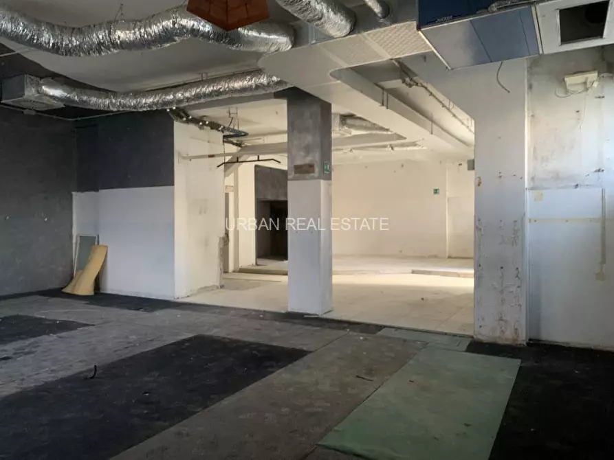 Immagine 14 di Magazzino in vendita  in Rotonda del Boschetto 2 a Trieste