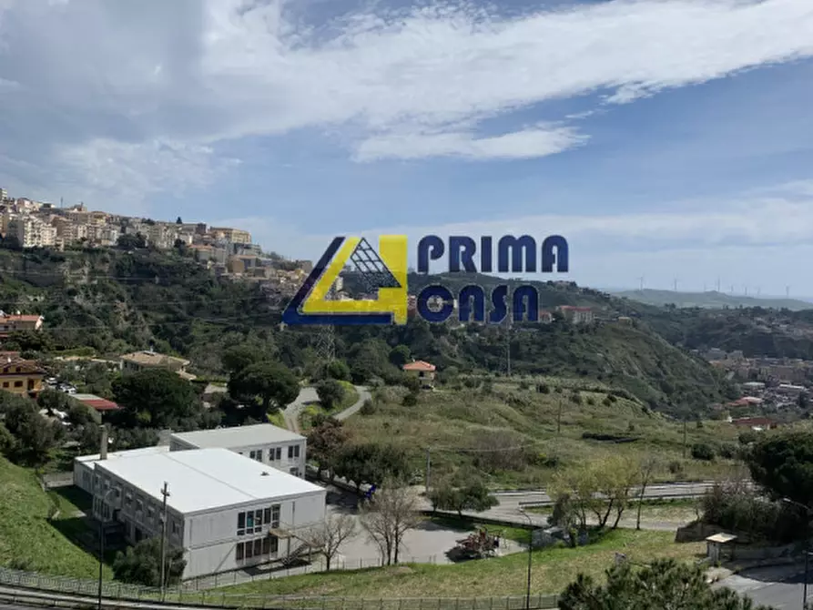 Immagine 14 di Appartamento in vendita  in viale de filippis a Catanzaro