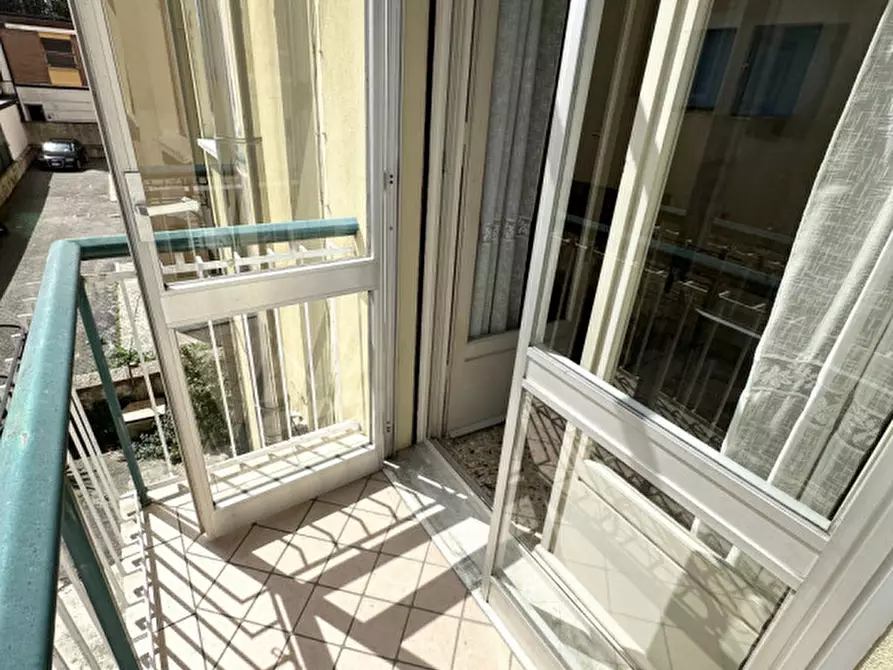 Immagine 9 di Palazzo in vendita  in Via Fulvia a Mirandola