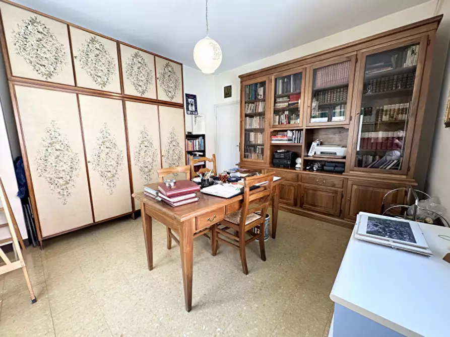 Immagine 16 di Palazzo in vendita  in Via Fulvia a Mirandola