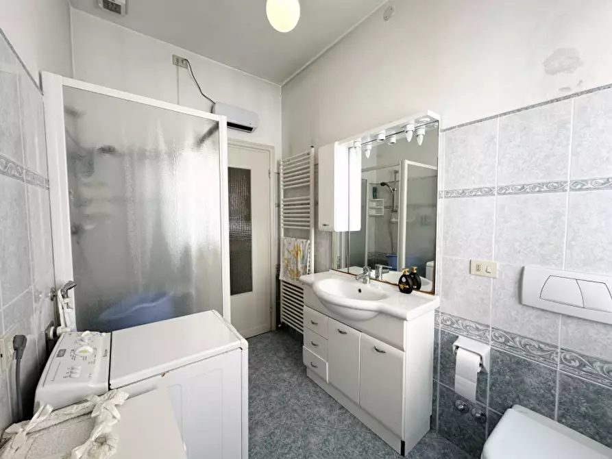 Immagine 18 di Palazzo in vendita  in Via Fulvia a Mirandola