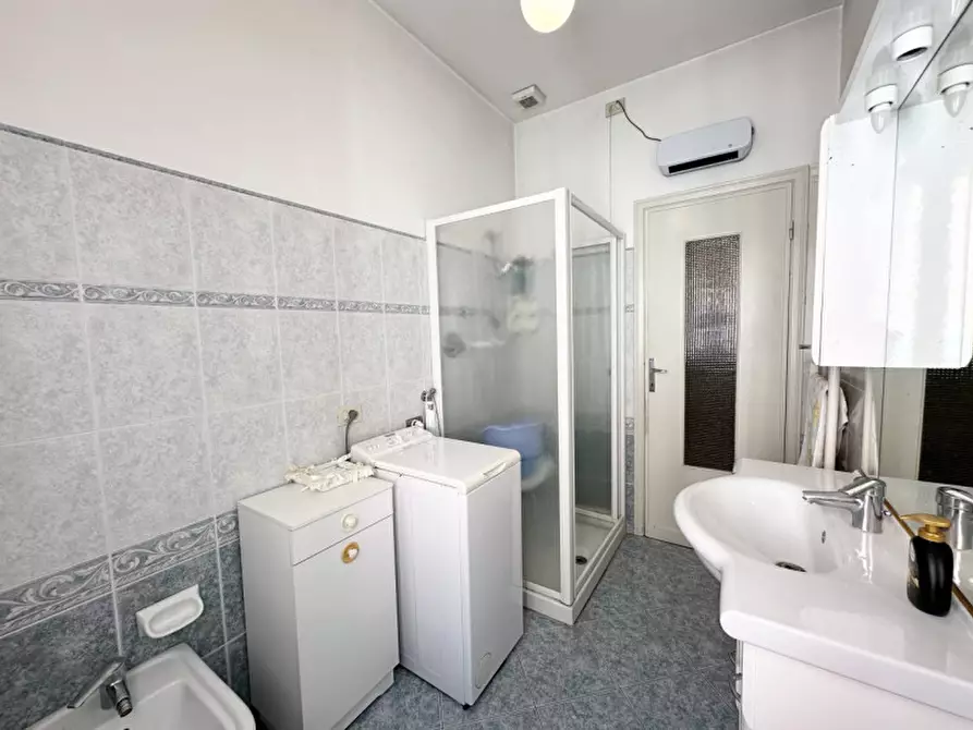 Immagine 20 di Palazzo in vendita  in Via Fulvia a Mirandola