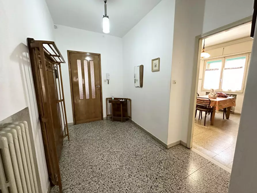 Immagine 24 di Palazzo in vendita  in Via Fulvia a Mirandola