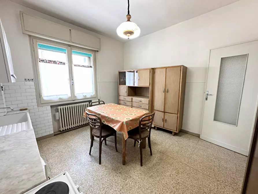 Immagine 27 di Palazzo in vendita  in Via Fulvia a Mirandola