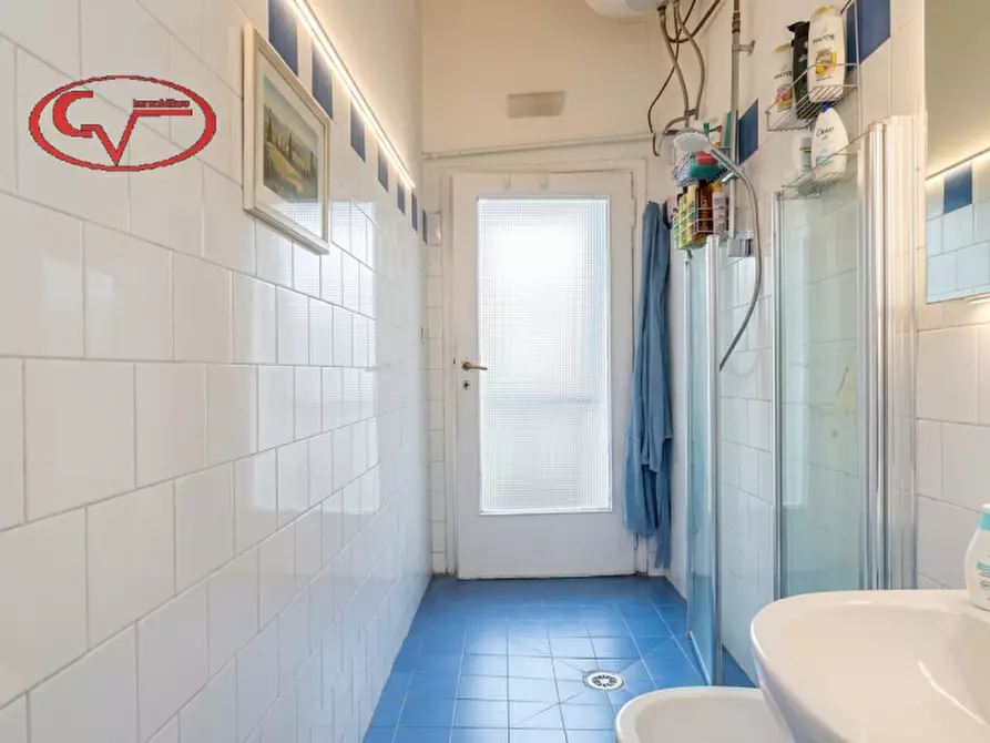 Immagine 12 di Appartamento in vendita  in via Cennano a Montevarchi