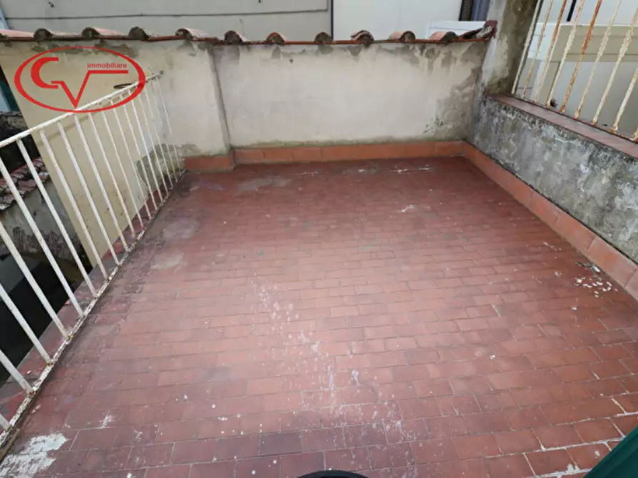 Immagine 13 di Appartamento in vendita  in via Cennano a Montevarchi