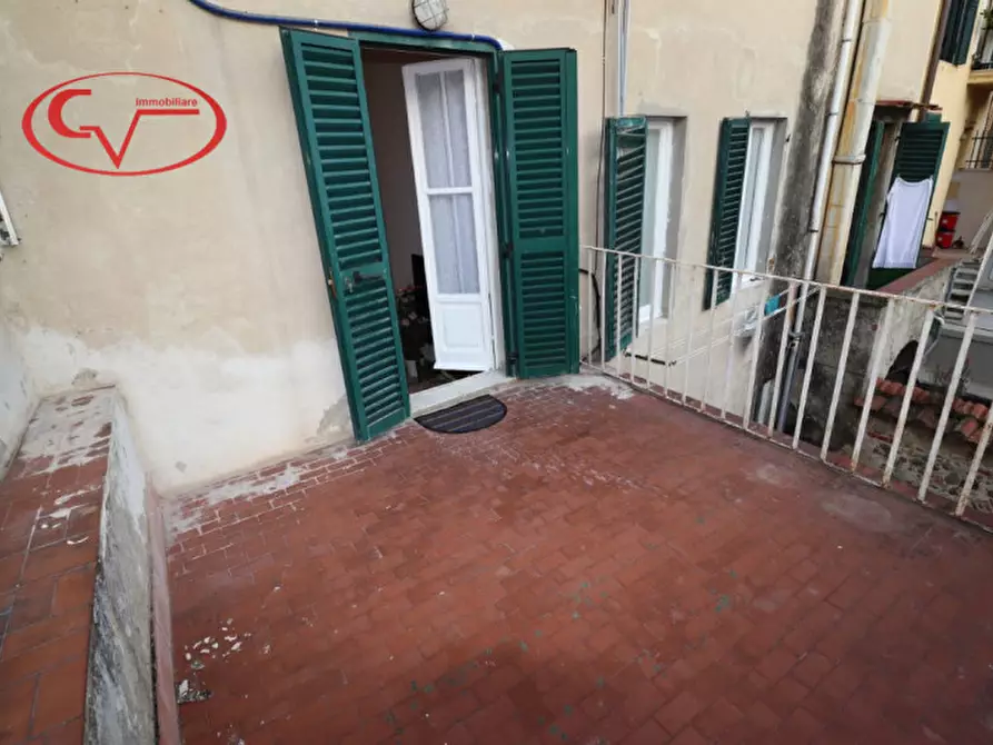 Immagine 14 di Appartamento in vendita  in via Cennano a Montevarchi