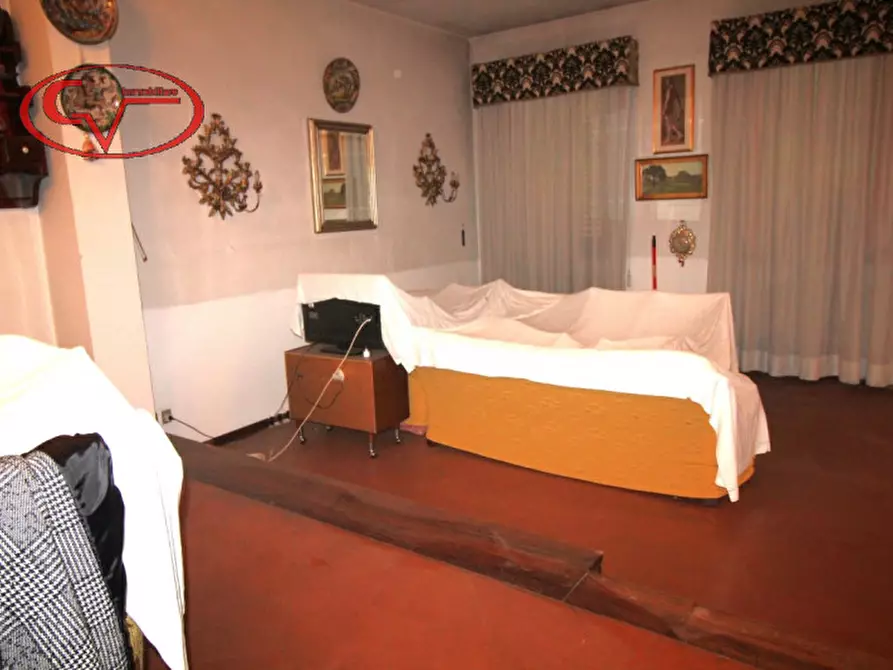 Immagine 9 di Casa indipendente in vendita  in Via Costituzione a San Giovanni Valdarno