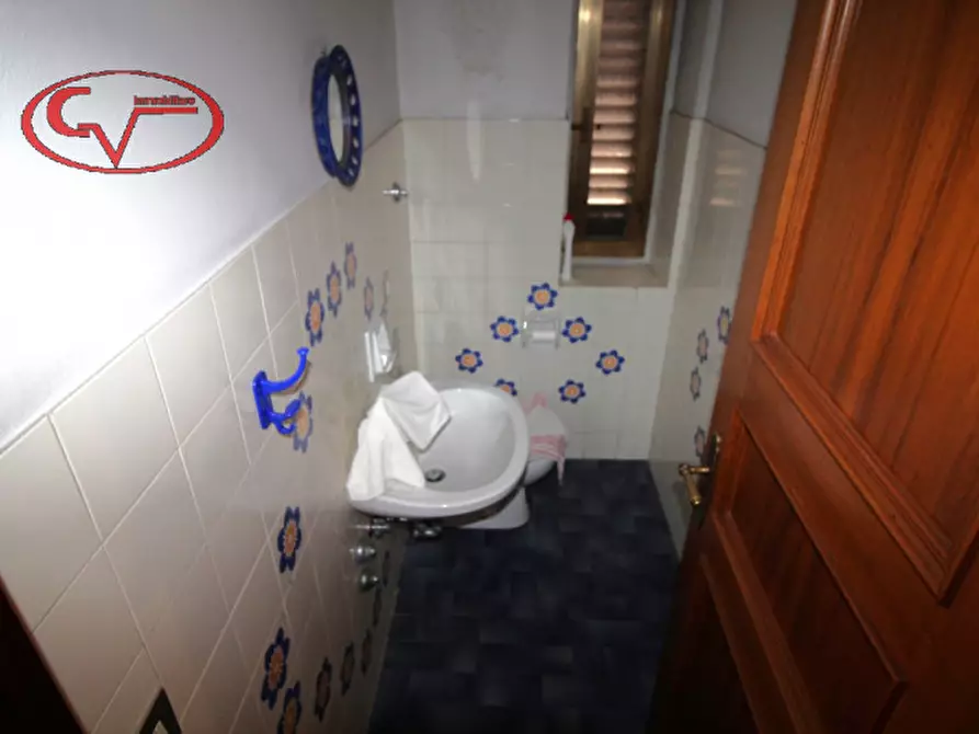 Immagine 12 di Villa in vendita  in Via Costituzione a San Giovanni Valdarno