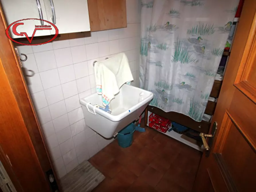 Immagine 13 di Casa indipendente in vendita  in Via Costituzione a San Giovanni Valdarno