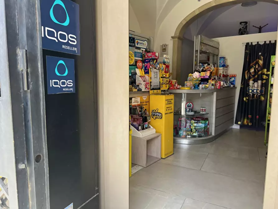 Immagine 5 di Attività commerciale in vendita  in Via Santa Maria della Finita a Ruffano