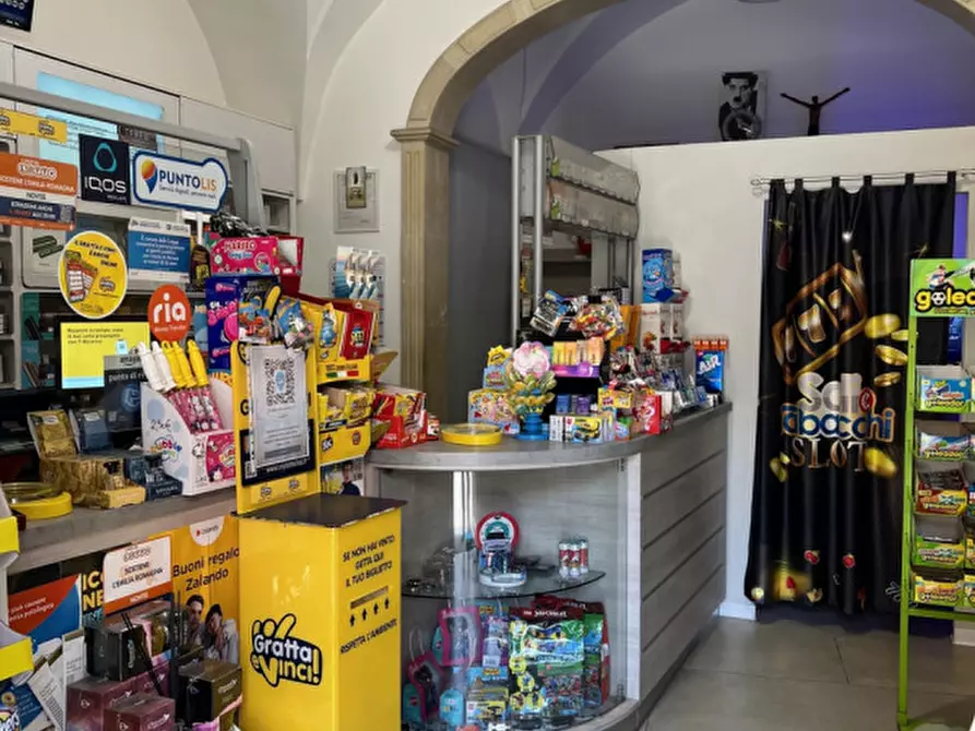 Immagine 6 di Attività commerciale in vendita  in Via Santa Maria della Finita a Ruffano