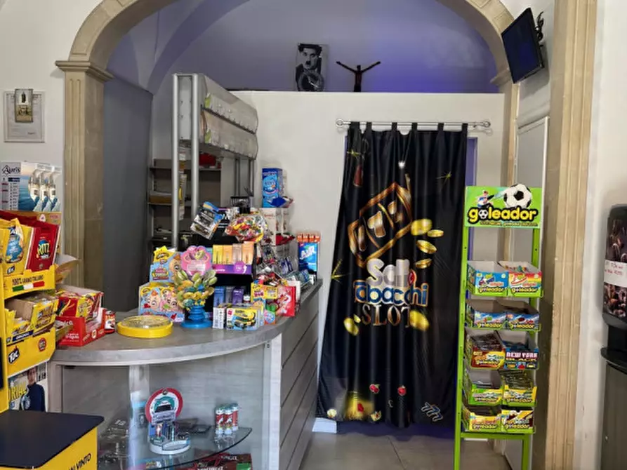 Immagine 8 di Attività commerciale in vendita  in Via Santa Maria della Finita a Ruffano