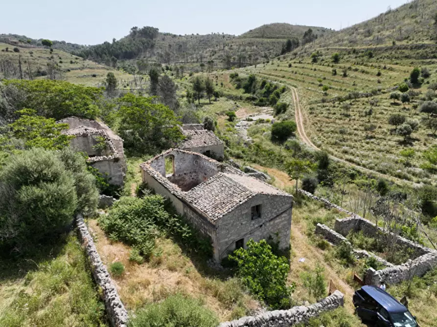 Immagine 2 di Casa indipendente in vendita  a Modica