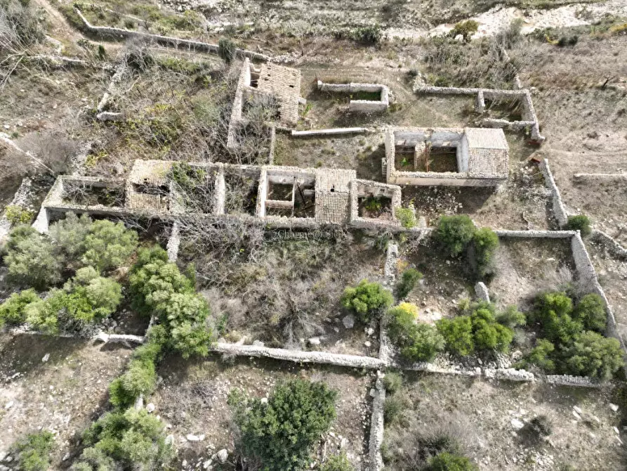 Immagine 10 di Casa indipendente in vendita  a Modica