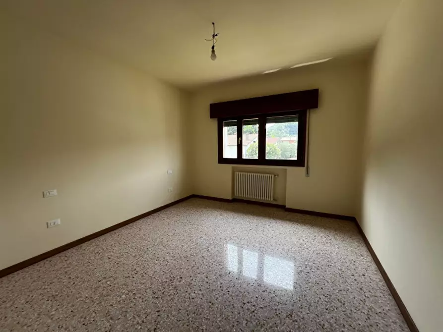 Immagine 37 di Villetta a schiera in vendita  in Via Silvio Pellico 3 a Galzignano Terme