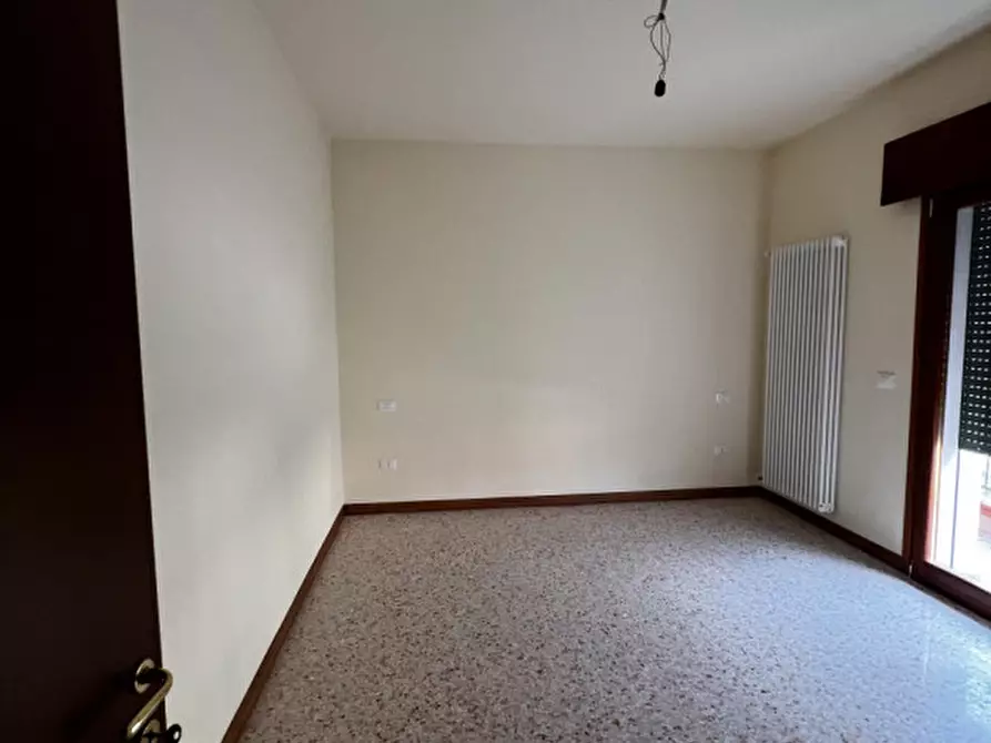 Immagine 38 di Villetta a schiera in vendita  in Via Silvio Pellico 3 a Galzignano Terme