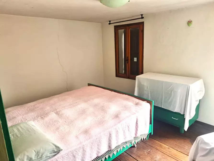 Immagine 14 di Villetta a schiera in vendita  in oliero di sopra a Valbrenta