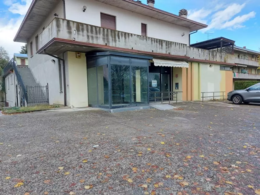 Immagine 1 di Negozio in vendita  in Via Cavalieri Vittorio Veneto, N. 14 a Lugagnano Val D'arda