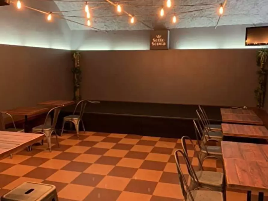 Immagine 6 di Attività commerciale in affitto  a Tregnago