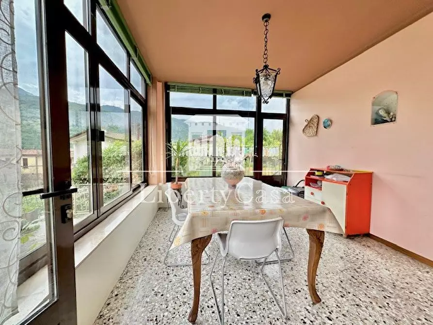 Immagine 1 di Villa in vendita  in Via Santa Lucia a Vobarno