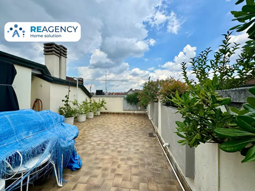 Immagine 24 di Attico in vendita  in via Dei Mille a Vicenza