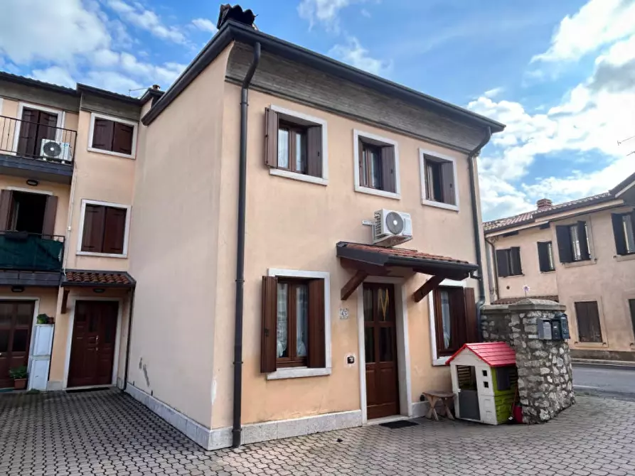 Immagine 1 di Appartamento in vendita  in Piazza lago a Tregnago