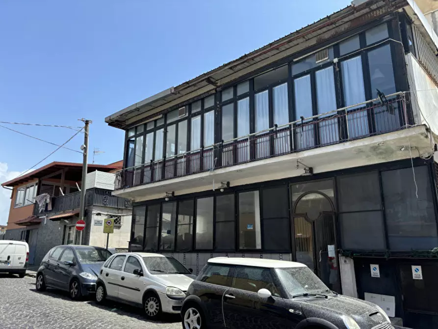 Immagine 3 di Appartamento in vendita  in via ponte della gatta a Torre Del Greco