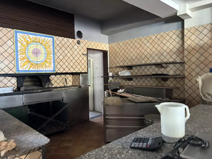 Immagine 7 di Appartamento in vendita  in via ponte della gatta a Torre Del Greco